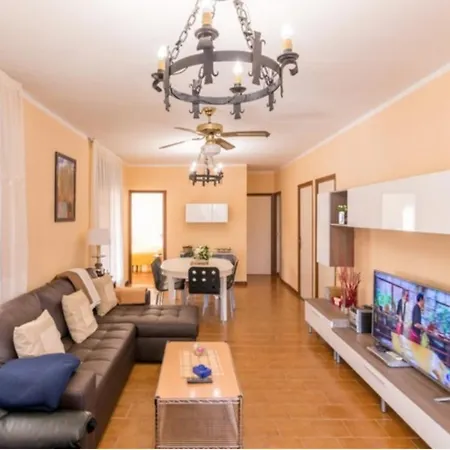 Σπίτι διακοπών Casa Familiar Con Piscina Privada Mont Barbat