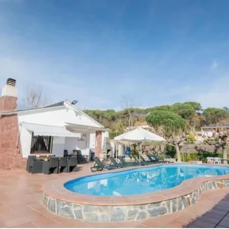 Casa Familiar Con Piscina Privada * Mont Barbat